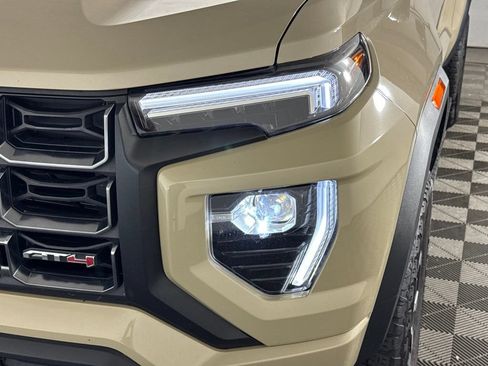 Certified 2023 GMC Canyon AT4 w/ AT4 Premium Package AWD/4WD image 49