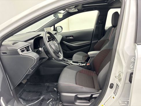 Used 2025 Toyota Corolla SE w/ SE Premium Package AWD/4WD image 25