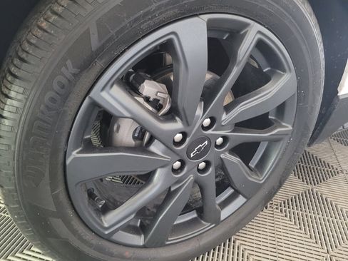 Used 2023 Chevrolet Equinox RS FWD image 31