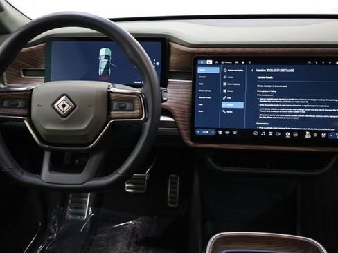 Used 2023 Rivian R1S Adventure AWD/4WD image 82