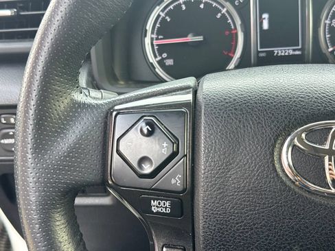 Used 2020 Toyota 4Runner TRD Off-Road Premium w/ Moonroof Package AWD/4WD image 36