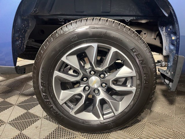 Used 2024 Chevrolet Silverado 1500 LT AWD/4WD image 28
