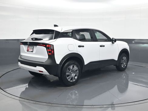 New 2026 Nissan Kicks S image 7