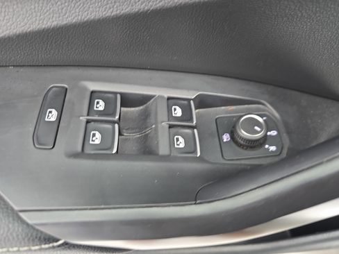 Certified 2024 Volkswagen Jetta S image 25