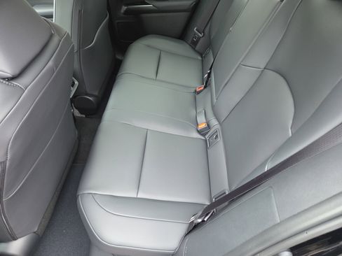 New 2025 Lexus UX 300h AWD image 10