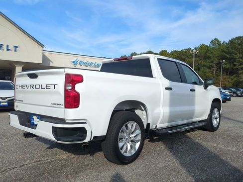 Used 2025 Chevrolet Silverado 1500 Custom image 4