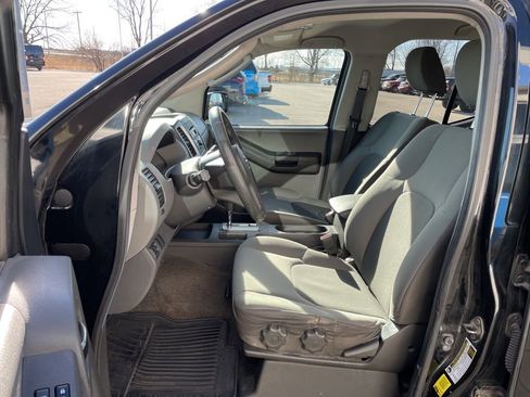 Used 2012 Nissan Xterra S image 6