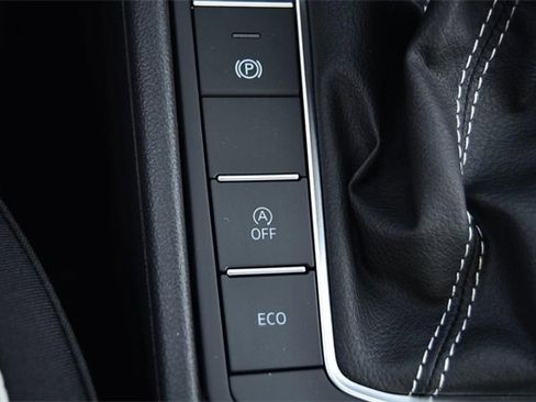 New 2025 Volkswagen Jetta Sport image 17