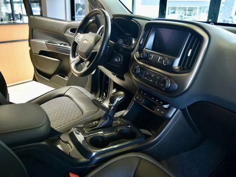 Used 2022 Chevrolet Colorado Z71 image 24