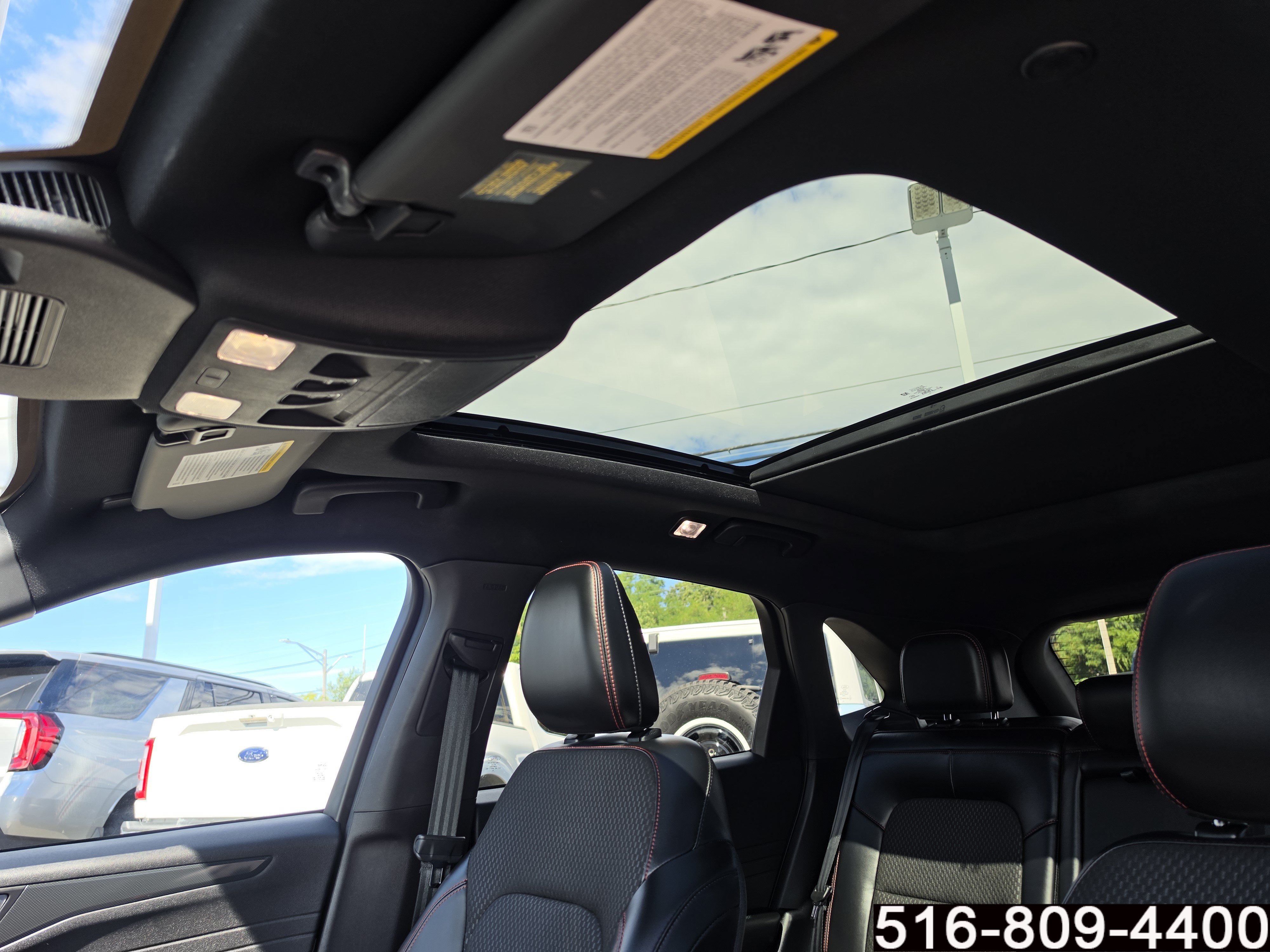 Used 2023 Ford Escape ST-Line w/ Tech Pack #1 AWD/4WD image 17