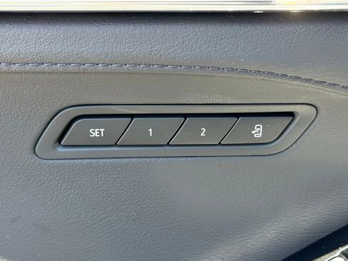 Certified 2025 Cadillac CT5 V RWD image 17
