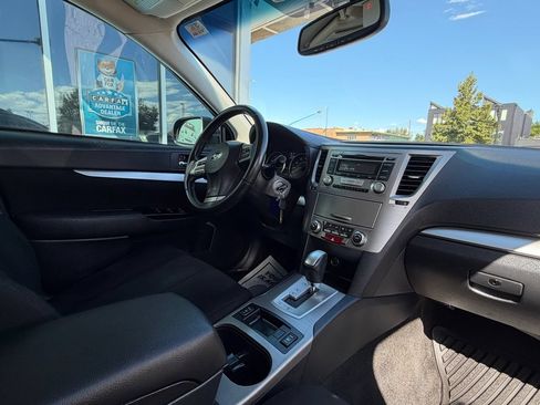 Used 2013 Subaru Outback 2.5i Premium w/ Popular Pkg 1B AWD/4WD image 16