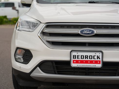Used 2018 Ford Escape Titanium AWD/4WD image 9