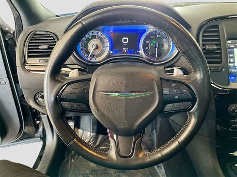 Used 2022 Chrysler 300 S w/ Comfort Group image 11