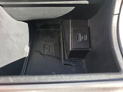 Used 2024 Ford Edge SEL w/ Convenience Package image 20