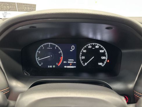 Certified 2025 Honda HR-V Sport image 14