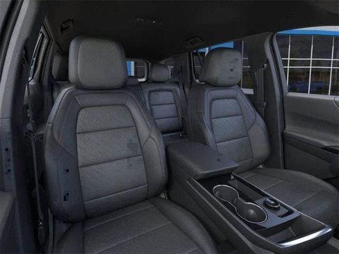 New 2026 Chevrolet Equinox LT w/ Convenience Package II FWD image 41