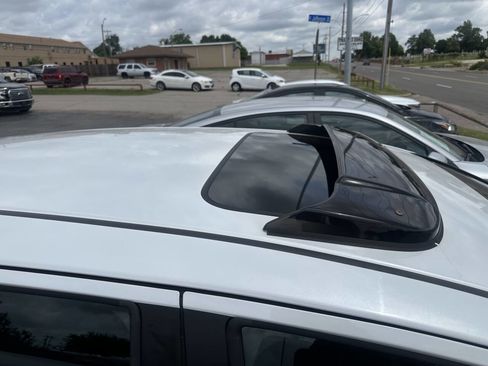 Used 2019 Honda Fit EX image 7