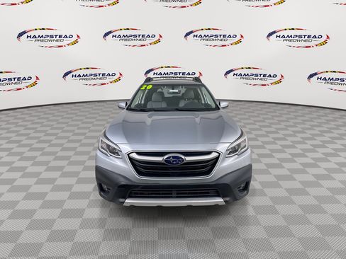 Used 2020 Subaru Outback Limited image 3
