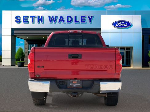 Used 2017 Toyota Tundra SR5 image 5