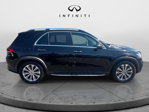 Used 2022 Mercedes-Benz GLE 350 4MATIC w/ Premium Package image 3