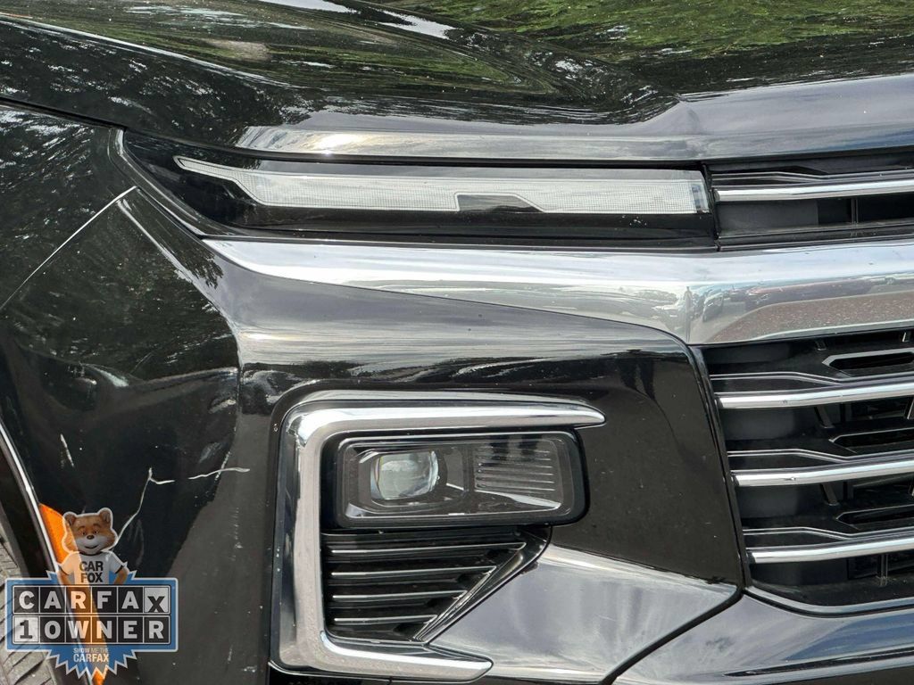 Used 2026 Chevrolet Traverse High Country w/ LPO, Floor Liner Package FWD image 8