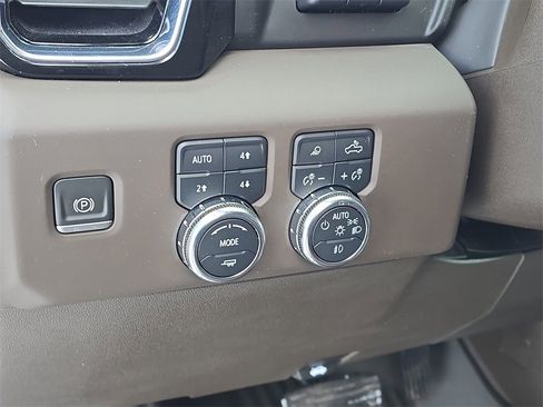 Used 2023 GMC Sierra 1500 Denali w/ Denali Reserve Package image 22