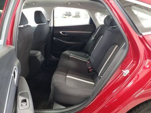 Used 2025 Hyundai Sonata SEL FWD image 13