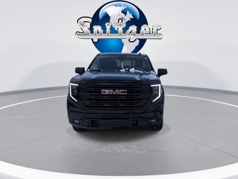 Used 2023 GMC Sierra 1500 Elevation w/ Preferred Package image 3
