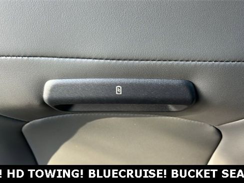 New 2025 Ford Expedition Active image 25