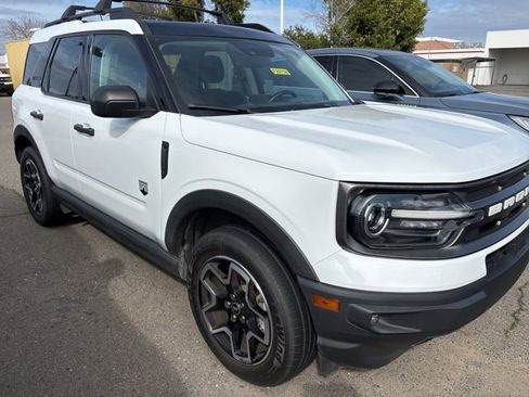 Used 2021 Ford Bronco Sport Big Bend w/ Big Bend Package image 2