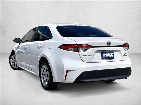 Used 2024 Toyota Corolla LE FWD image 13