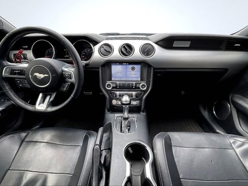 Used 2016 Ford Mustang Premium image 14