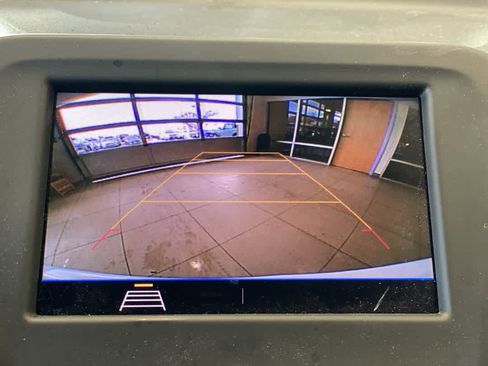 Used 2020 Chevrolet Equinox LT image 20