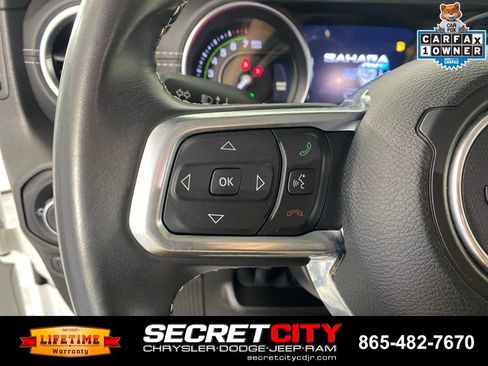 Used 2022 Jeep Wrangler Unlimited Sahara AWD/4WD image 14
