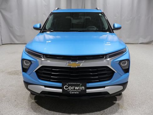 Used 2025 Chevrolet TrailBlazer LT AWD/4WD image 7