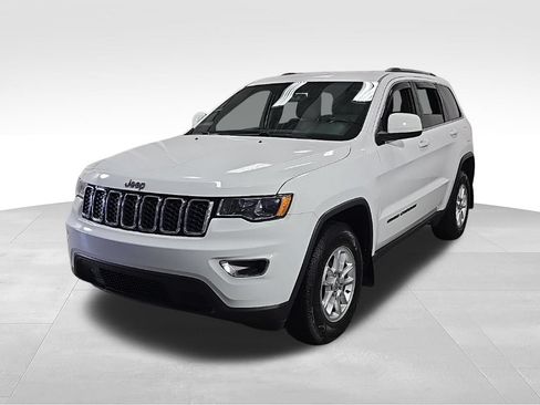 Used 2020 Jeep Grand Cherokee Laredo AWD/4WD image 4