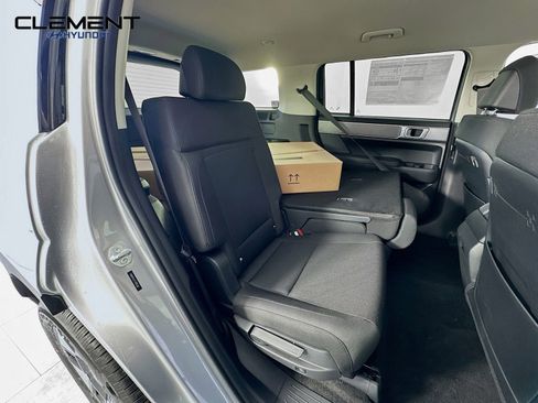 New 2026 Hyundai Santa Fe SE image 26