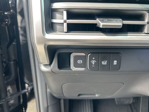 New 2026 Hyundai Santa Fe SEL FWD image 12