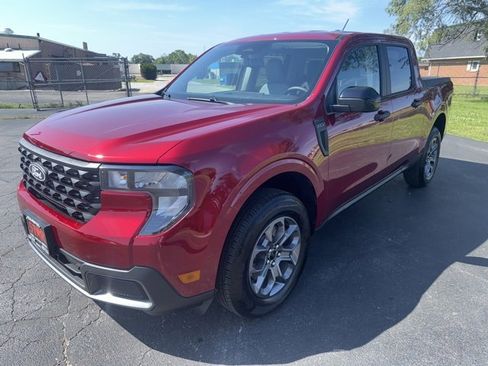 New 2025 Ford Maverick XLT w/ XLT Luxury Package image 2