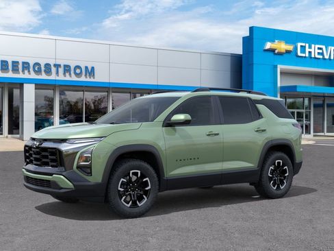 New 2026 Chevrolet Equinox ACTIV w/ Convenience Package III image 2