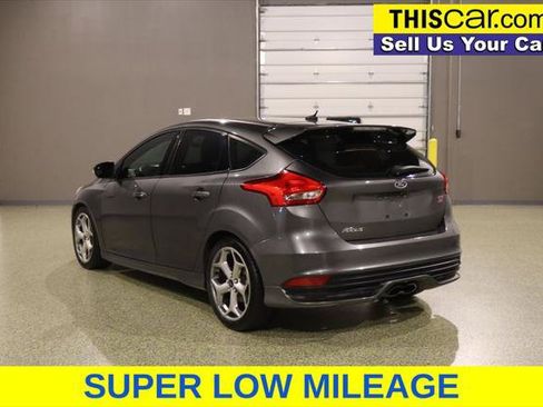 Used 2015 Ford Focus ST w/ Equipment Group 402A FWD image 6