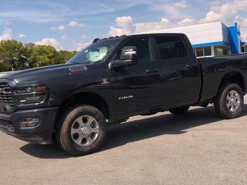 New 2025 RAM 2500 Big Horn image 4