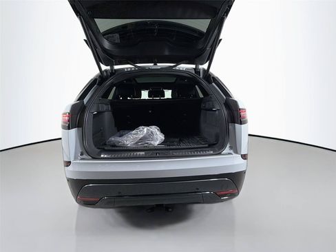 Certified 2026 Land Rover Range Rover Velar Dynamic SE AWD/4WD image 25