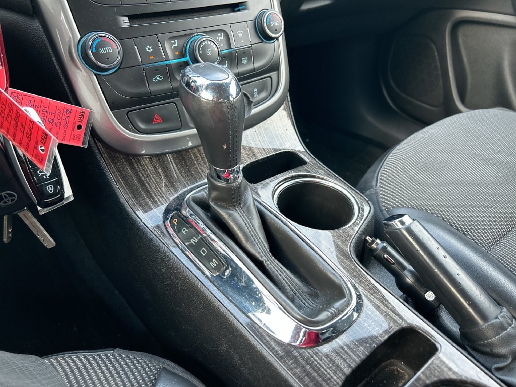 Used 2014 Chevrolet Malibu LT FWD image 22