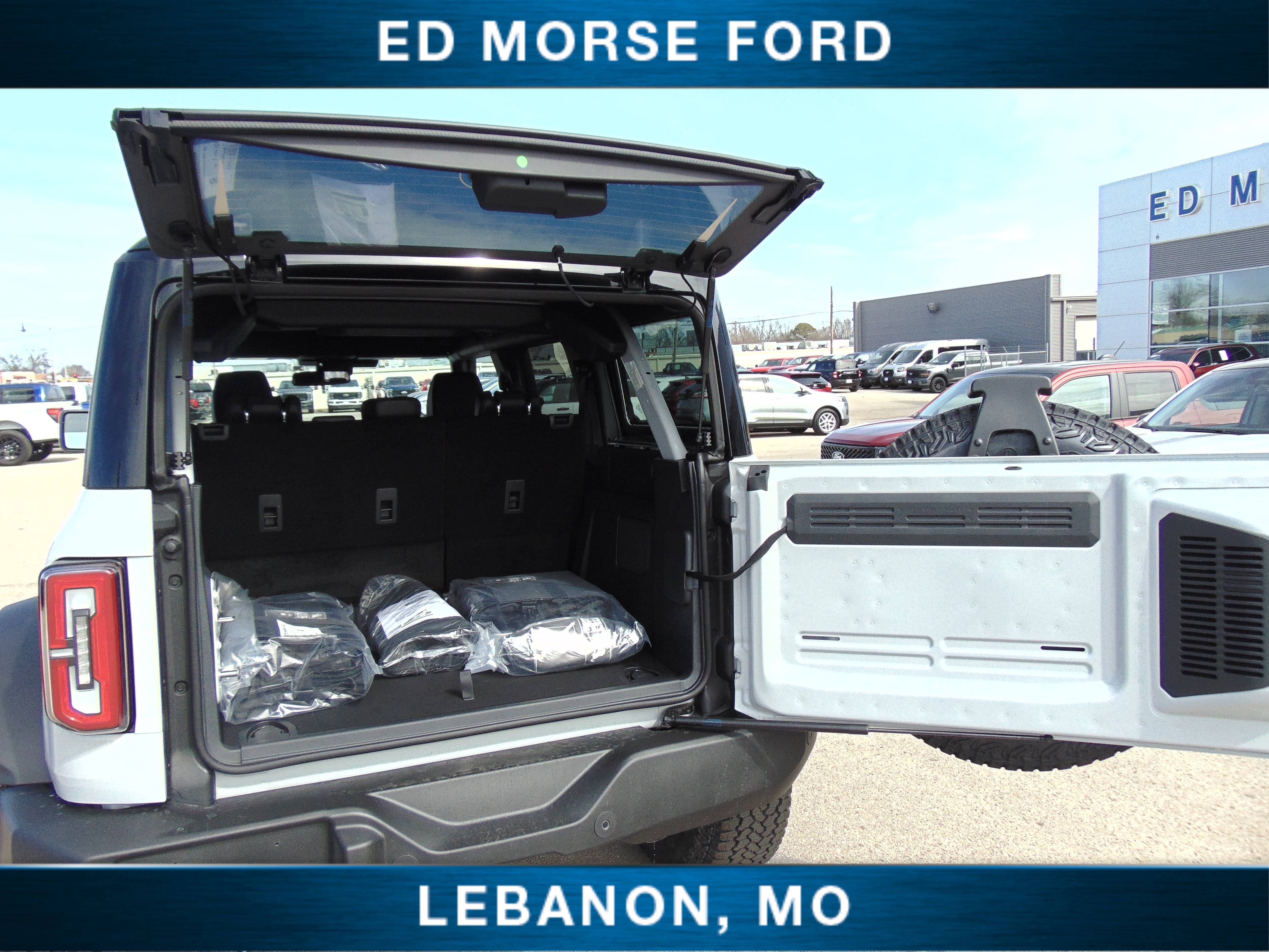 New 2026 Ford Bronco Outer Banks w/ Sasquatch Package AWD/4WD image 15