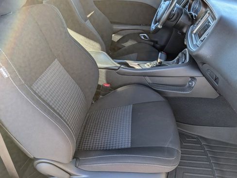 Used 2022 Dodge Challenger GT image 24