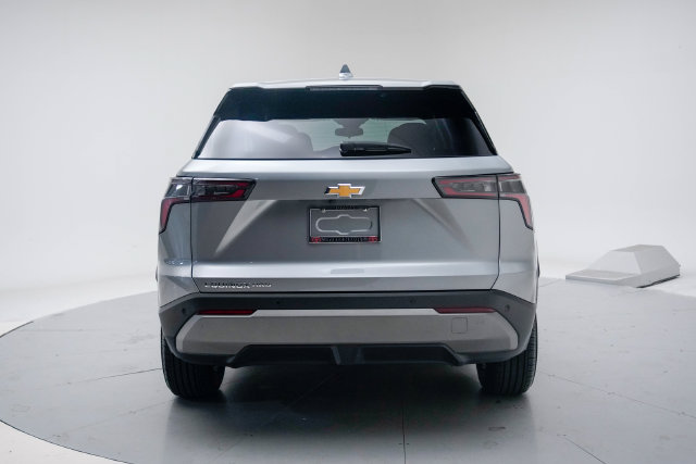 Used 2026 Chevrolet Equinox LT w/ Convenience Package II AWD/4WD image 4