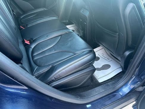 Used 2016 Lincoln MKC Reserve w/ Lincoln MKC Climate Package image 11