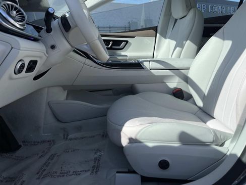 Used 2023 Mercedes-Benz EQE 350+ Sedan w/ Pinnacle Trim Package image 17